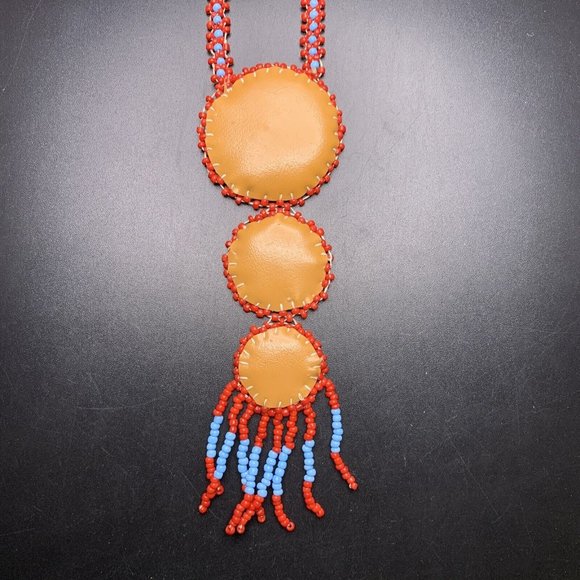 Seed Bead Medallion Star Fringe Pendant Necklace Red Blue Beadwork Vintage - Picture 6 of 6